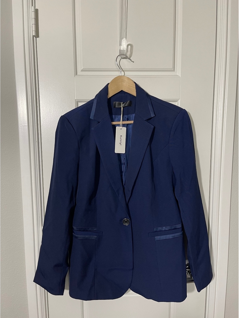 Kulstyl Women’s Suit Jacket Size MD Navy Blue Blazer W457